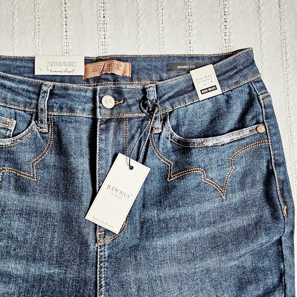 Judy Blue HR Western Embroidered Dark Wash Raw Hem Skinny Jeans Various NEW - Picture 16 of 16